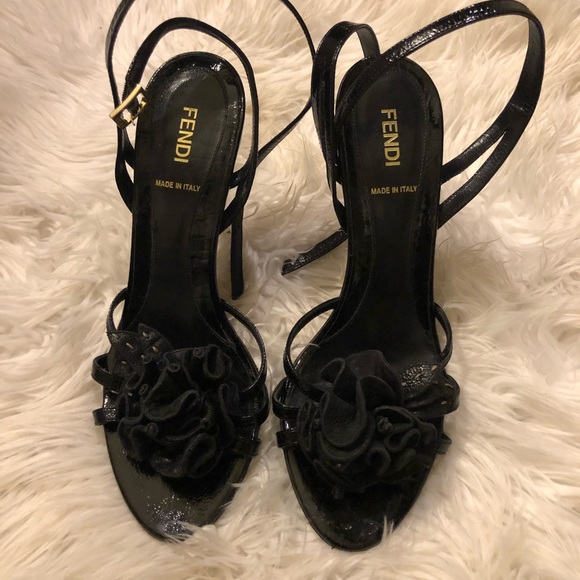 Fendi Black Flower Sandals - Picture 2 of 8